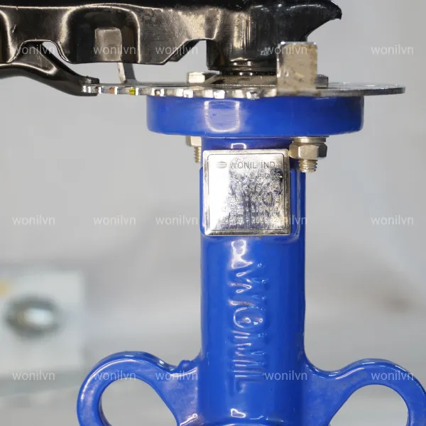 Van bướm Wonil tay gạt gang DN40
